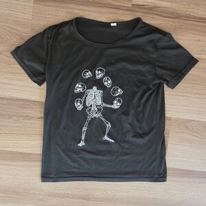 Black T-Shirt with Skeleton Juggling Skulls